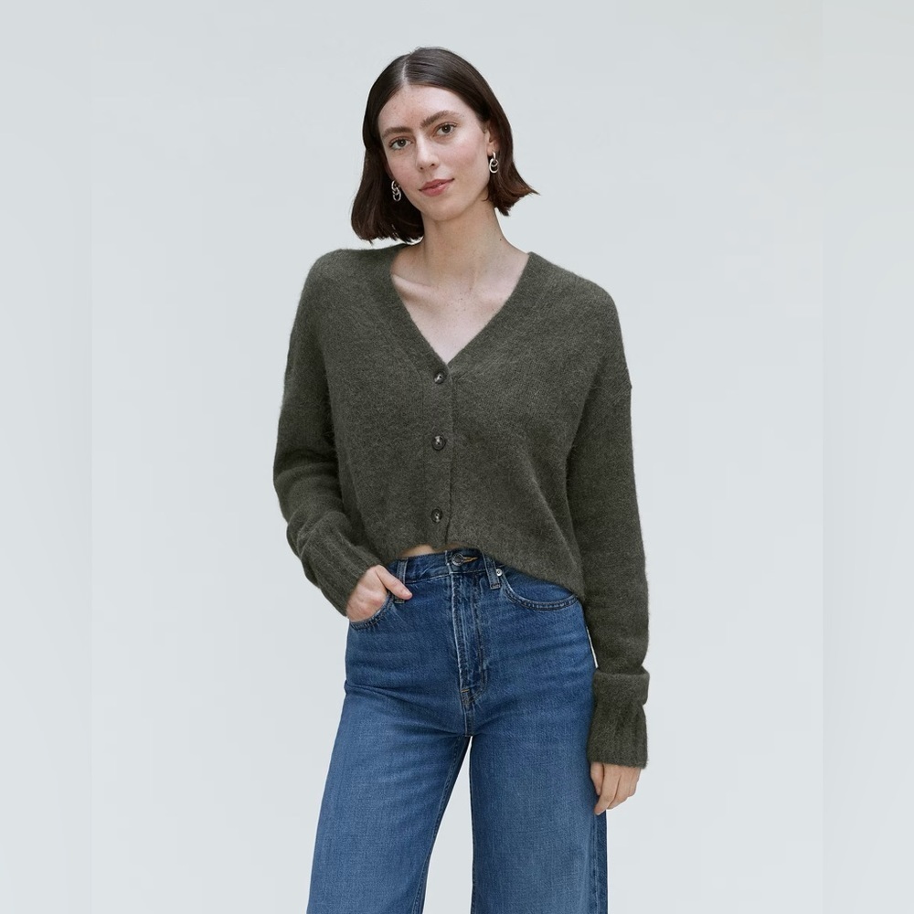 Everlane The Alpaca V-Neck Cropped Cardigan Kambaba Green Size Small